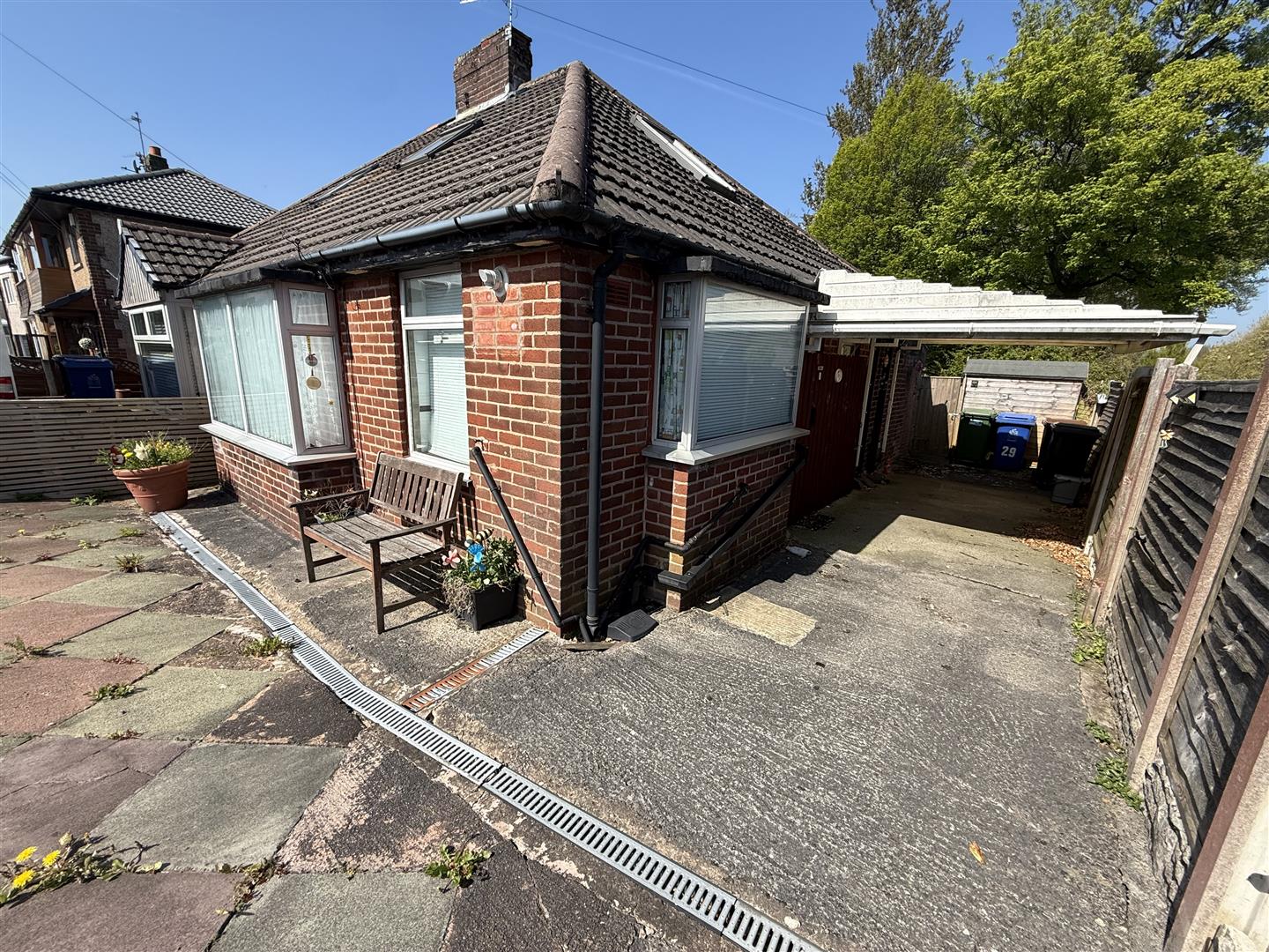 1 bed bungalow - semi detached on Edinburgh Drive, Oswaldtwistle, Accrington