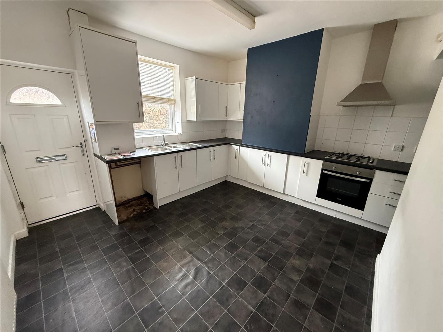 2 bed house, photo 2