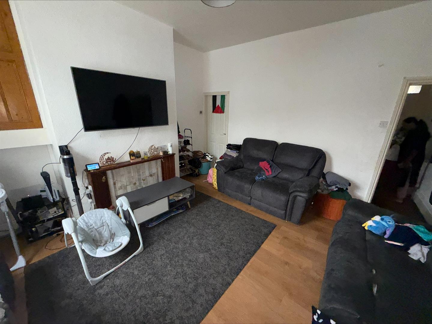 2 bed house, photo 2