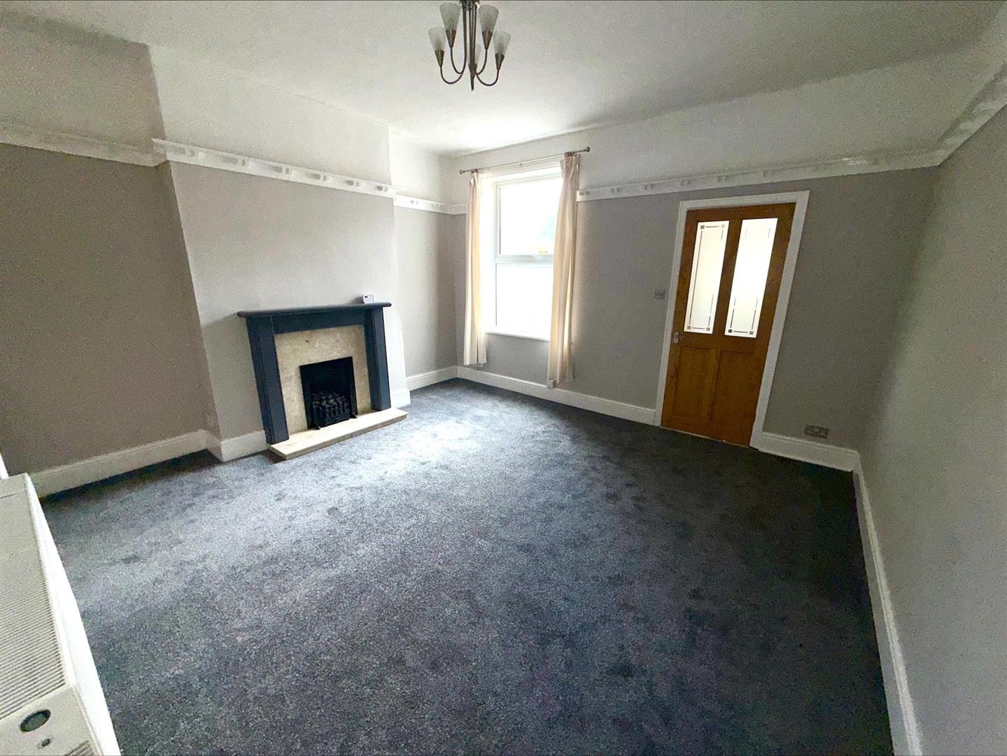 2 bed house - terraced, photo 3