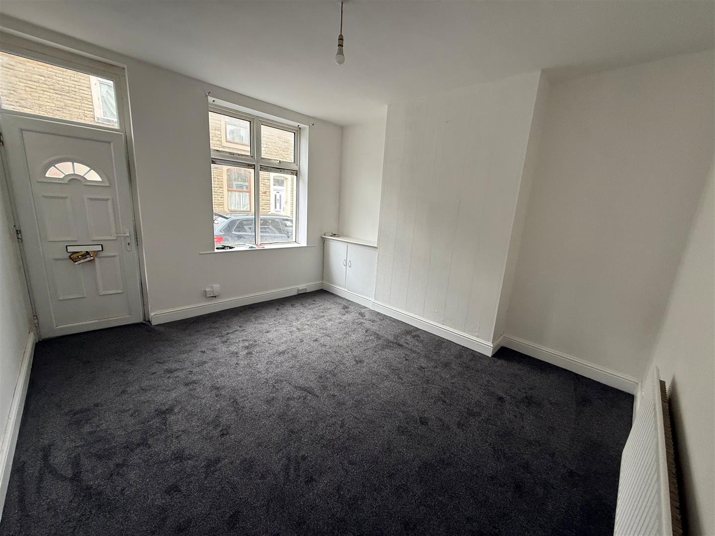 2 bed house, photo 2