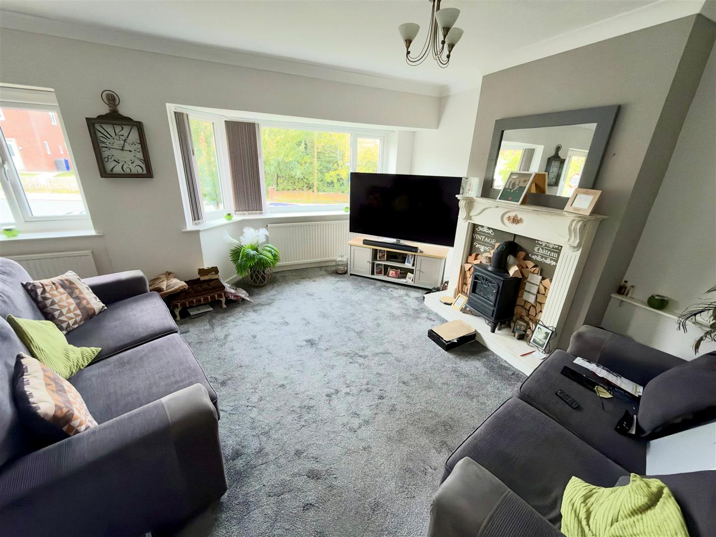 2 bed maisonette, photo 2
