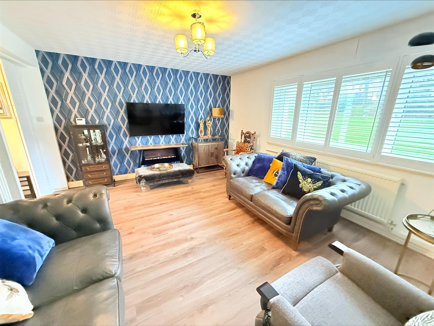 2 bed flat, photo 2